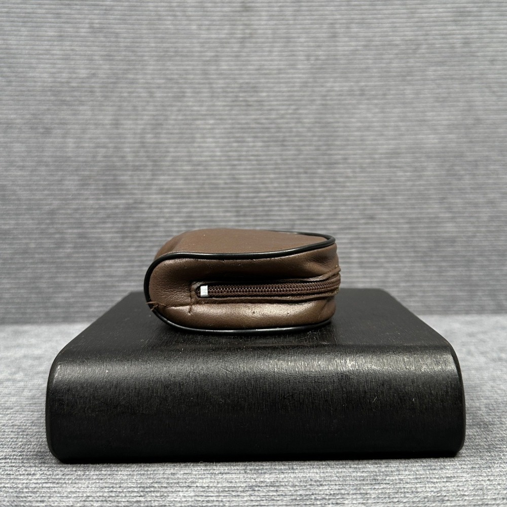 Vintage Y2K  Brown Leather Coin Purse Zippered Change Wallet Minimalist